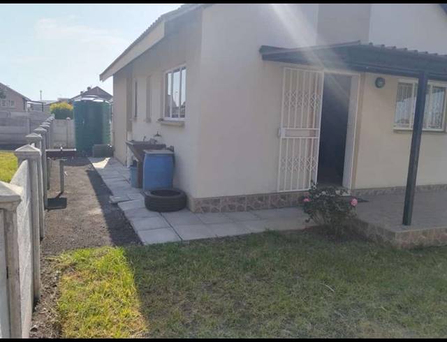 2 BEDROOM HOUSE FOR SALE IN FREEDOM PARK A